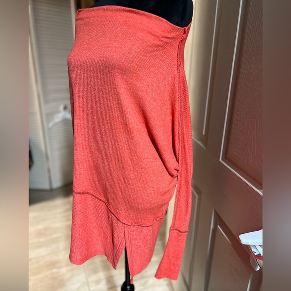 ❤️NWOT- Free People We The Free Londontown Thermal Top Shirt coral Cherry SZ M❤️ - Picture 8 of 12